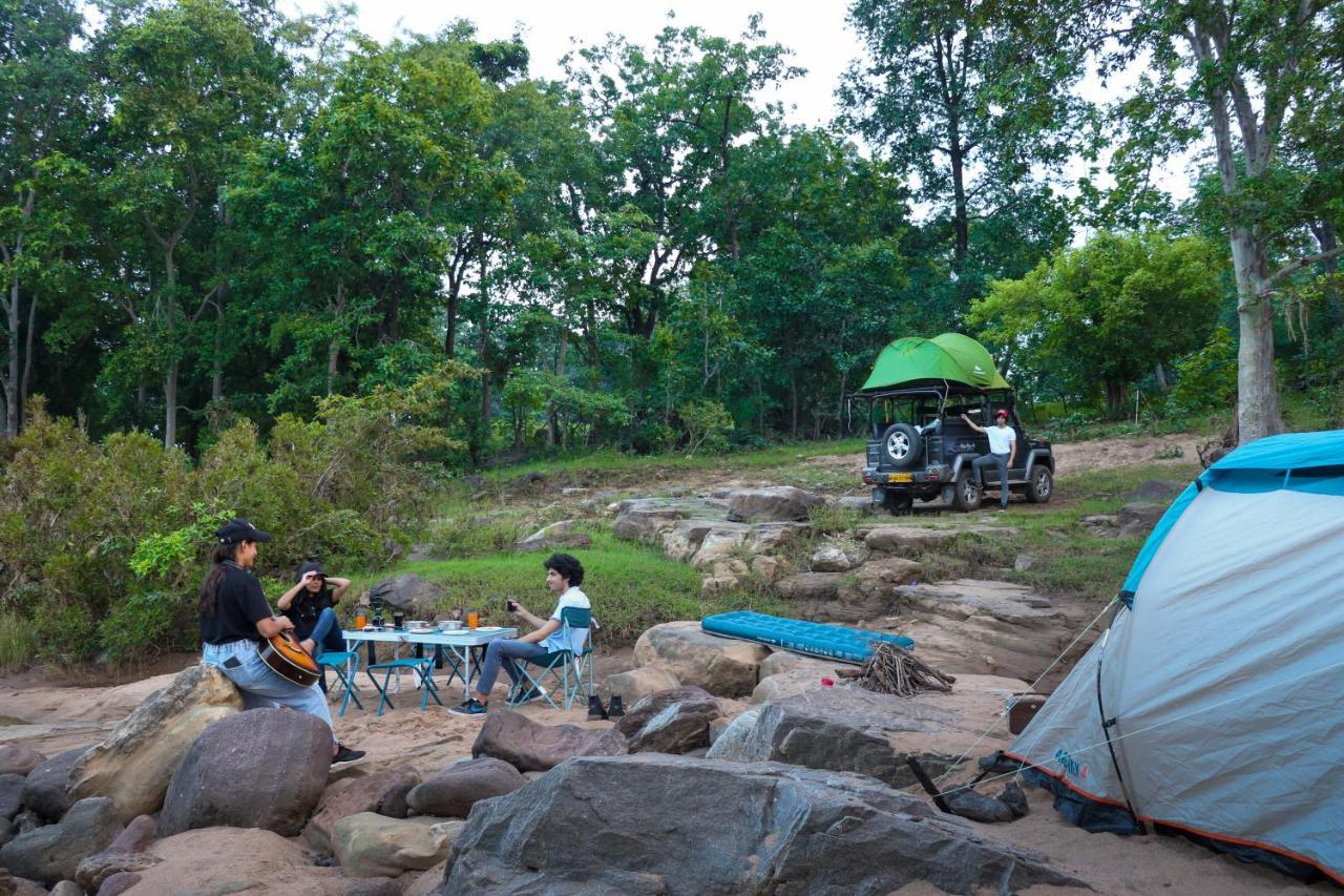 Moustache Panarpani Retreat Pachmarhi Hotel Ngoại thất bức ảnh